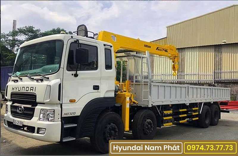 Xe Tải Hyundai 4 Chân HD320 Gắn Cẩu Soosan 7 Tấn SCS746L Hàn Quốc